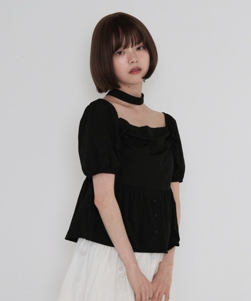 Uenui(ウニュイ)の「【 cunii 】 スクエア ネック パフ ブラウス(シャツ/ブラウス・レディース・ブラック/ホワイト・FREE)」の1枚目の写真