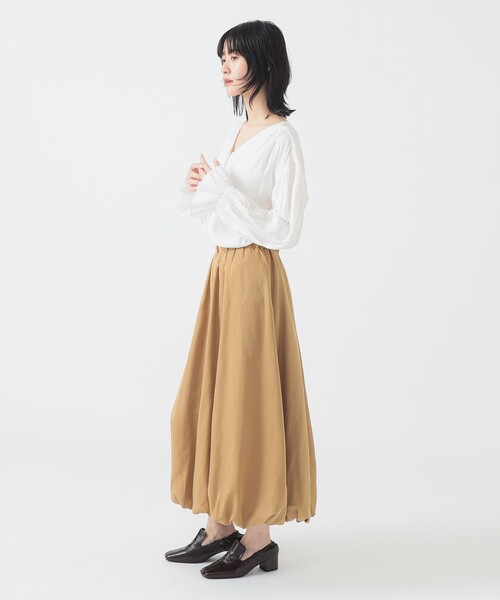 B:MING by BEAMS（ビーミングバイビームス）の「【洗える】Vネック ギャザー ブラウス（S～M）（シャツ/ブラウス・レディース・オフホワイト/ライトブルー/ネイビー・MEDIUM/SMALL）」の21枚目の写真