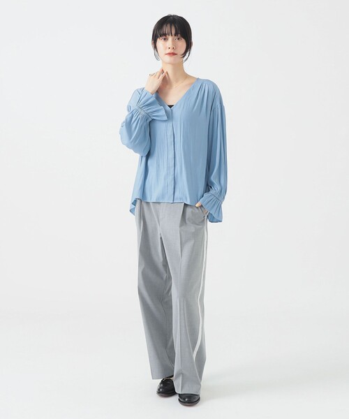 B:MING by BEAMS（ビーミングバイビームス）の「【洗える】Vネック ギャザー ブラウス（S～M）（シャツ/ブラウス・レディース・オフホワイト/ライトブルー/ネイビー・MEDIUM/SMALL）」の15枚目の写真
