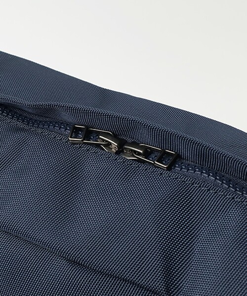 BEAMS GOLF（ビームスゴルフ）の「B.G.THREE / ストラップ ボストンバッグ（ボストンバッグ・メンズ・ネイビー/ブラック・ONE SIZE）」の12枚目の写真