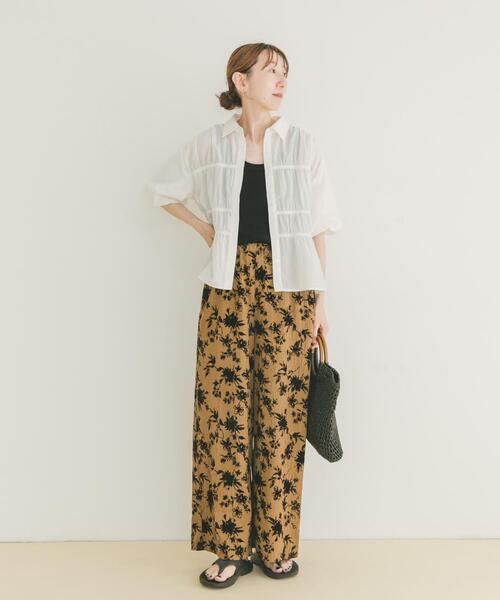ITEMS URBANRESEARCH(アイテムズ アーバンリサーチ)の「シャーリングハーフスリーブブラウス(シャツ/ブラウス・レディース・ホワイト/ブラック/ライトブルー・FREE)」の7枚目の写真