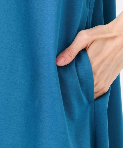 MK MICHEL KLEIN（エムケーミッシェルクラン）の「ランタンスリーブ切替えワンピース/接触冷感/洗える（ワンピース・レディース・ブラック/ブルー・38）」の14枚目の写真