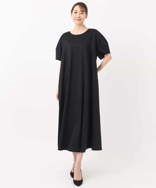 MK MICHEL KLEIN（エムケーミッシェルクラン）の「ランタンスリーブ切替えワンピース/接触冷感/洗える（ワンピース・レディース・ブラック/ブルー・38）」の17枚目の写真