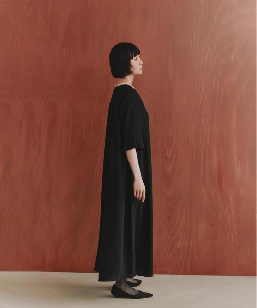 kaene（カエン）の「ライトシフォンフレアワンピース［ブラックフォーマル対応：自宅洗濯可］冠婚葬祭 礼服 喪服 入学式 卒業式 七五三 お宮参り【清涼裏地：春夏も対応】（ワンピース・レディース・ブラック・S/M/L）」の20枚目の写真