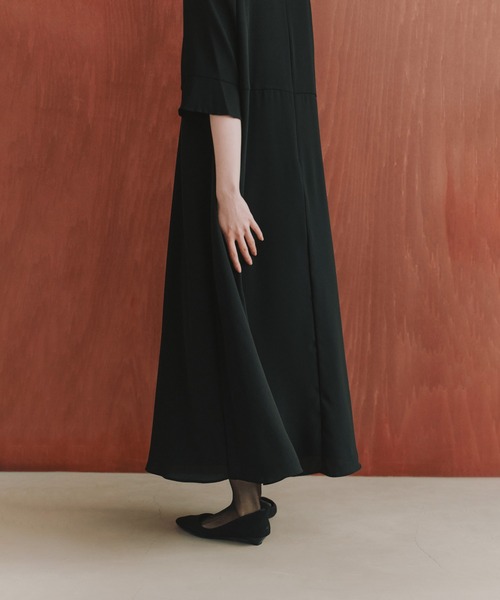 kaene（カエン）の「ライトシフォンフレアワンピース［ブラックフォーマル対応：自宅洗濯可］冠婚葬祭 礼服 喪服 入学式 卒業式 七五三 お宮参り【清涼裏地：春夏も対応】（ワンピース・レディース・ブラック・S/M/L）」の18枚目の写真