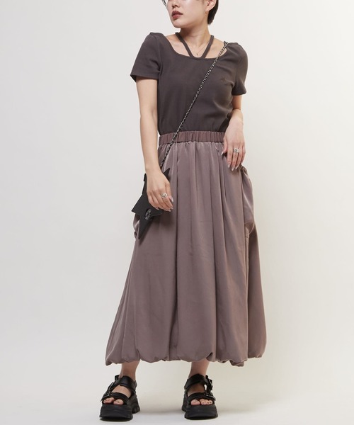 CONVERSE TOKYO（コンバーストウキョウ）の「SATIN BALLOON SILHOUETTE SKIRT（スカート・レディース・ブラウン/ベージュ/ブラック・FREE）」の9枚目の写真