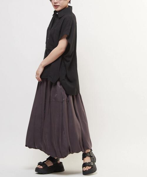 CONVERSE TOKYO（コンバーストウキョウ）の「SATIN BALLOON SILHOUETTE SKIRT（スカート・レディース・ブラウン/ベージュ/ブラック・FREE）」の20枚目の写真