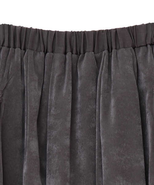 CONVERSE TOKYO（コンバーストウキョウ）の「SATIN BALLOON SILHOUETTE SKIRT（スカート・レディース・ブラウン/ベージュ/ブラック・FREE）」の17枚目の写真