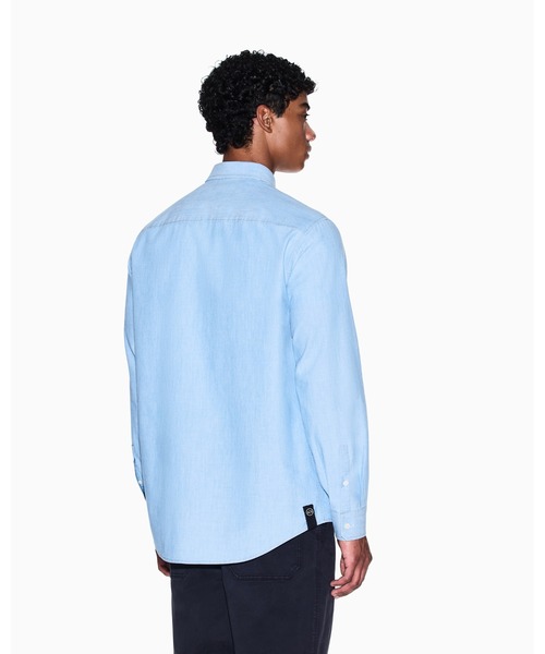 ARMANI EXCHANGE（アルマーニエクスチェンジ）の「【A|X アルマーニ エクスチェンジ】コットンシャンブレー 長袖シャツ/REGULAR+（シャツ/ブラウス・メンズ・インディゴブルー・SMALL/MEDIUM/LARGE/X-SMALL/X-LARGE）」の4枚目の写真