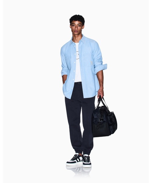 ARMANI EXCHANGE（アルマーニエクスチェンジ）の「【A|X アルマーニ エクスチェンジ】コットンシャンブレー 長袖シャツ/REGULAR+（シャツ/ブラウス・メンズ・インディゴブルー・SMALL/MEDIUM/LARGE/X-SMALL/X-LARGE）」の3枚目の写真