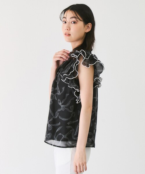 Jayro(ジャイロ)の「袖ラッフルブラウス(シャツ/ブラウス・レディース・ブラック系その他/ベージュ系その他・M)」の6枚目の写真