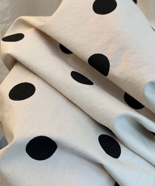 SPIGA(スピーガ)の「水玉ワイドパンツ(その他パンツ・レディース・ホワイト×ブラック・X-LARGE/LARGE/MEDIUM)」の5枚目の写真