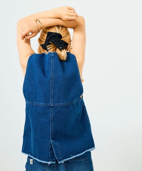 Rie Miller(リエミラー)の「【RM denim】Vネックデニムベスト(ベスト・レディース・インディゴブルー・FREE)」の9枚目の写真