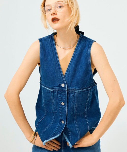 Rie Miller(リエミラー)の「【RM denim】Vネックデニムベスト(ベスト・レディース・インディゴブルー・FREE)」の10枚目の写真