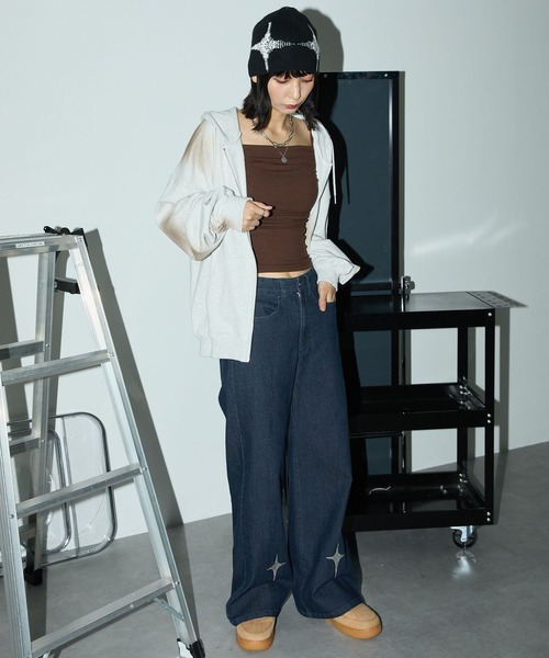 Anchor Smith(アンカー スミス)の「メタリック刺繍ワイドフレアデニムパンツ(デニムパンツ・レディース・ブラック/ネイビー・L/M)」の18枚目の写真