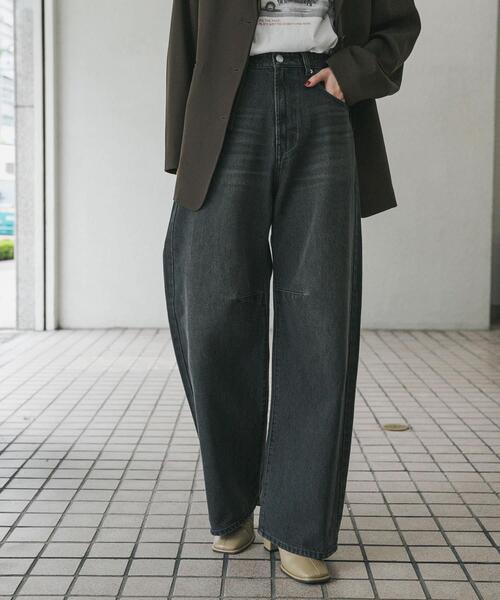 SENSE OF PLACE by URBAN RESEARCH(センスオブプレイスバイアーバンリサーチ)の「カーブデニム(デニムパンツ・レディース・ブラウン/インディゴブルー/グレー・LARGE/MEDIUM/SMALL)」の18枚目の写真