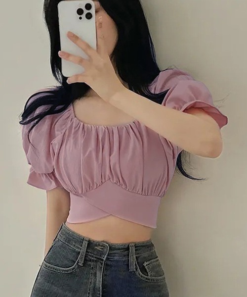 VIBGYOR（ヴィブジョー）の「[NARULA/ナルラ]パフスリーブ スクエアネック クロップド トップス(CZ)（Tシャツ/カットソー・レディース・パープル/ブルー/ピンク/ホワイト・FREE）」の19枚目の写真