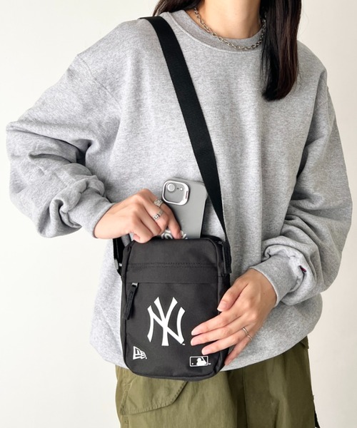 NEW ERA(ニューエラ)の「NEW ERA (ニューエラ)/MLB SIDE BAG/ミニ ショルダーバッグ クロスバッグ ボディバッグ ニューヨーク ヤンキース ロサンゼルス ドジャース(ショルダーバッグ・レディース・ブラウン系カモフラージュ/ブラック・FREE)」の4枚目の写真