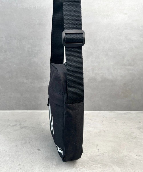 NEW ERA(ニューエラ)の「NEW ERA (ニューエラ)/MLB SIDE BAG/ミニ ショルダーバッグ クロスバッグ ボディバッグ ニューヨーク ヤンキース ロサンゼルス ドジャース(ショルダーバッグ・レディース・ブラウン系カモフラージュ/ブラック・FREE)」の19枚目の写真