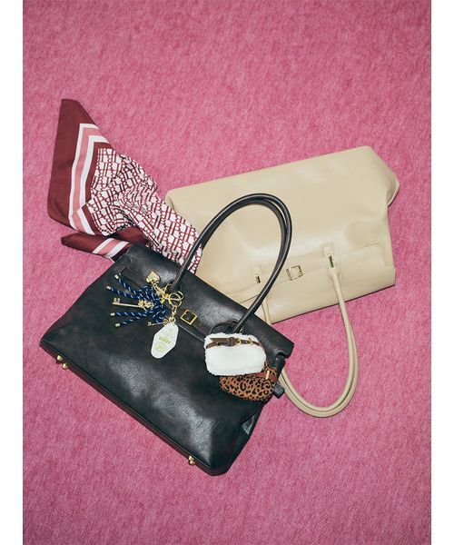 LILY BROWN（リリーブラウン）の「バリエーション スカーフ（バンダナ/スカーフ・レディース・レオパード/ドット/ボルドー・F）」の7枚目の写真