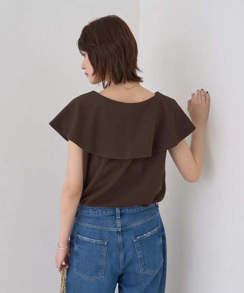 EMMA ROUGE VIF(エマルージュヴィフ)の「【一部店舗限定】【洗濯機OK】フロントツイストカットソーブラウス(シャツ/ブラウス・レディース・ライトグレー/ブラウン・フリー)」の9枚目の写真