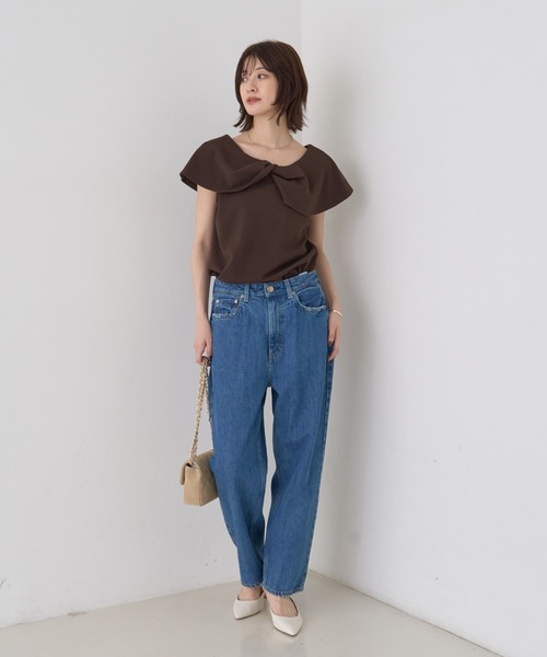 EMMA ROUGE VIF(エマルージュヴィフ)の「【一部店舗限定】【洗濯機OK】フロントツイストカットソーブラウス(シャツ/ブラウス・レディース・ライトグレー/ブラウン・フリー)」の20枚目の写真