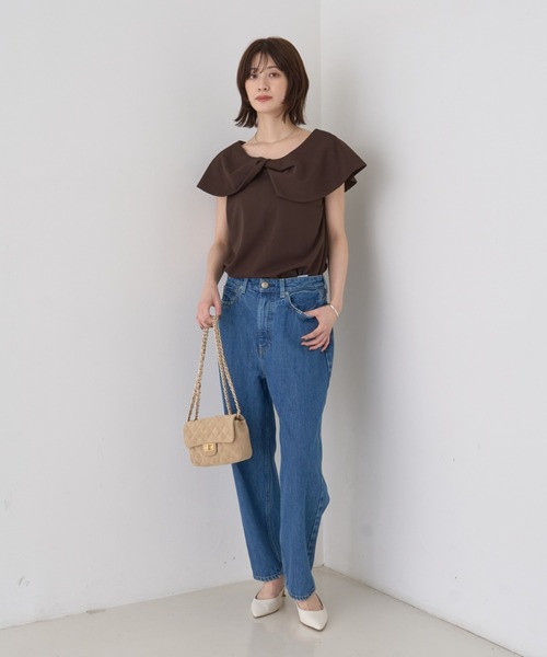 EMMA ROUGE VIF(エマルージュヴィフ)の「【一部店舗限定】【洗濯機OK】フロントツイストカットソーブラウス(シャツ/ブラウス・レディース・ライトグレー/ブラウン・フリー)」の21枚目の写真