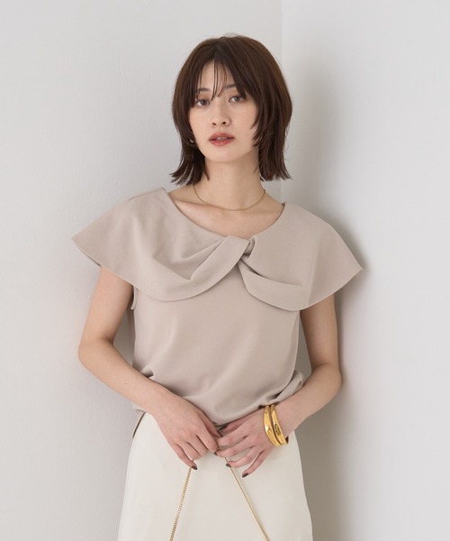 EMMA ROUGE VIF(エマルージュヴィフ)の「【一部店舗限定】【洗濯機OK】フロントツイストカットソーブラウス(シャツ/ブラウス・レディース・ライトグレー/ブラウン・フリー)」の14枚目の写真