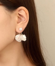 シェル調 フラワー×パール バックキャッチ ピアス