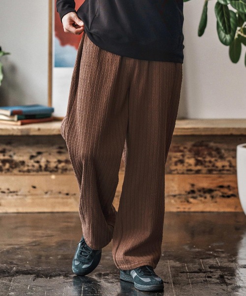 CAMBIO(カンビオ)の「mp13968- Fleece Lining Knit Bonding Wide Straight Pants ワイドストレートパンツ(CAM25AW-015)(その他パンツ・メンズ・ブラック/ネイビー/ブラウン・L/M/S)」の2枚目の写真
