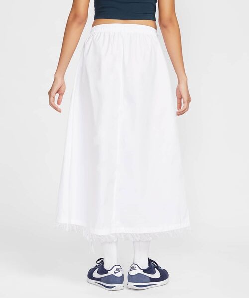 NIKE（ナイキ）の「ナイキ スポーツウェア ウィメンズ ルーシュド ウーブン スカート / Nike Sportswear Women's Ruched Woven Skirt II1948-100 White（スカート・レディース・ホワイト・XS/XL/L/M/S）」の2枚目の写真