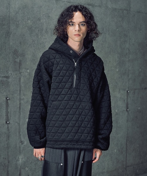 CASPER JOHN（キャスパージョン）の「Quilted skipper zip parka / キルティングスキッパージップパーカー（パーカー・メンズ・ブラック/アイボリー/オレンジ・LARGE/MEDIUM/SMALL/X-SMALL）」の20枚目の写真