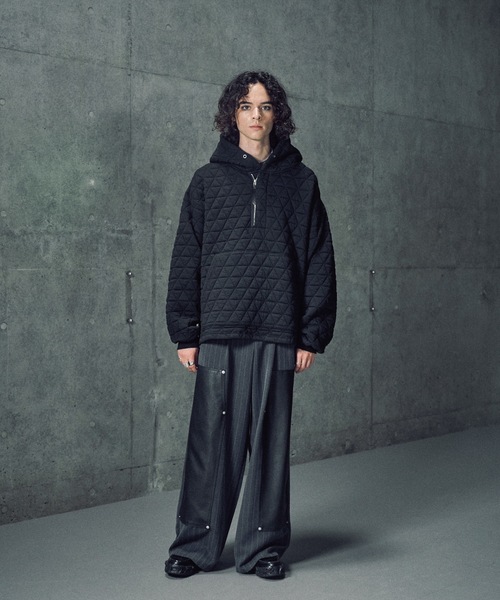 CASPER JOHN（キャスパージョン）の「Quilted skipper zip parka / キルティングスキッパージップパーカー（パーカー・メンズ・ブラック/アイボリー/オレンジ・LARGE/MEDIUM/SMALL/X-SMALL）」の22枚目の写真