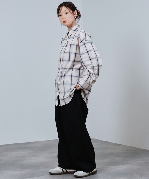 POLO BCS（ポロ ビーシーエス）の「POLO British Country Spirit ワンポイント刺繍オーバーシャツ（シャツ/ブラウス・レディース・ブルー/オフホワイト/ベージュ/ブラック・M/L）」の18枚目の写真