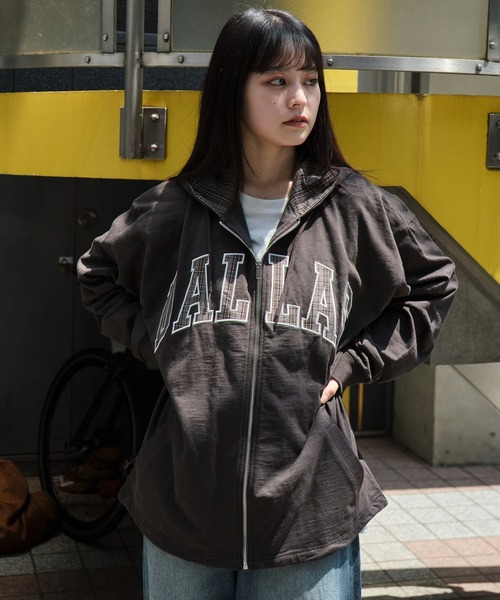 WEGO（ウィゴー）の「WEGO/スラブチェックロゴジップパーカー（パーカー・メンズ・チャコールグレー/ワイン・LARGE/MEDIUM）」の2枚目の写真