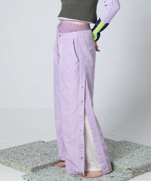 AULA AILA（アウラアイラ）の「パッチワークレースレイヤードワイドパンツ（その他パンツ・レディース・オフホワイト/ブラック/ピンク・0/1）」の2枚目の写真