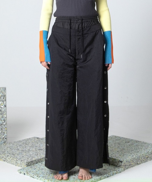 AULA AILA（アウラアイラ）の「パッチワークレースレイヤードワイドパンツ（その他パンツ・レディース・オフホワイト/ブラック/ピンク・0/1）」の19枚目の写真