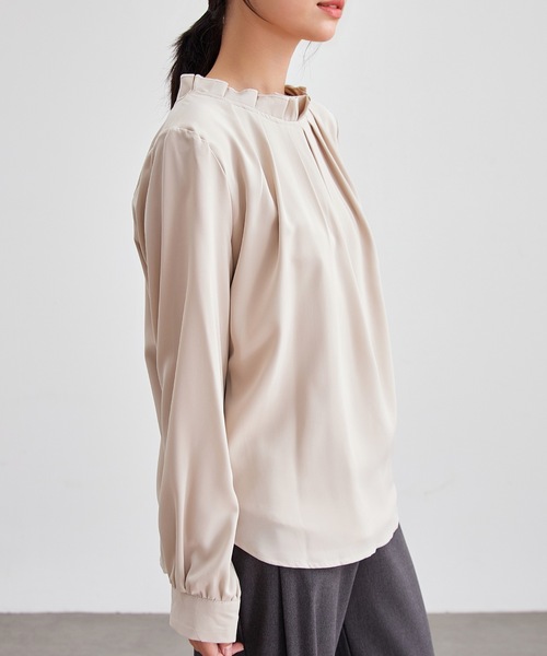 Lace Ladies(レースレディース)の「スタンドカラー タック プリーツ 長袖 ブラウス(シャツ/ブラウス・レディース・ベージュ/ネイビー/ホワイト/ブラック・S/FREE)」の17枚目の写真
