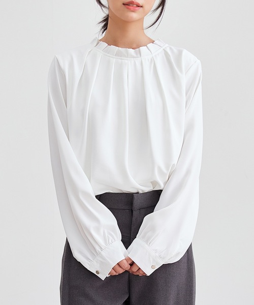 Lace Ladies(レースレディース)の「スタンドカラー タック プリーツ 長袖 ブラウス(シャツ/ブラウス・レディース・ベージュ/ネイビー/ホワイト/ブラック・S/FREE)」の19枚目の写真