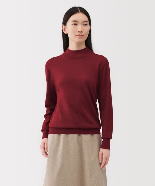 無印良品（ムジルシリョウヒン）の「婦人　洗えるウールハイゲージハイネックセーター（ニット/セーター・レディース・ブラック/ブラウン系/オフホワイト/ダークグレー/オートミール/カーキ系/レッド・XS/S/M/L/XL/XXL）」の7枚目の写真