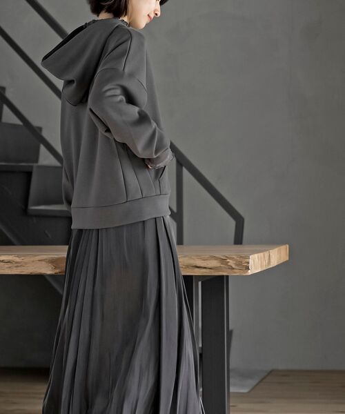 rps（アールピーエス）の「ダンボールドルマンジップパーカー（パーカー・レディース・アイボリー/チャコールグレー/モカ・フリー）」の19枚目の写真