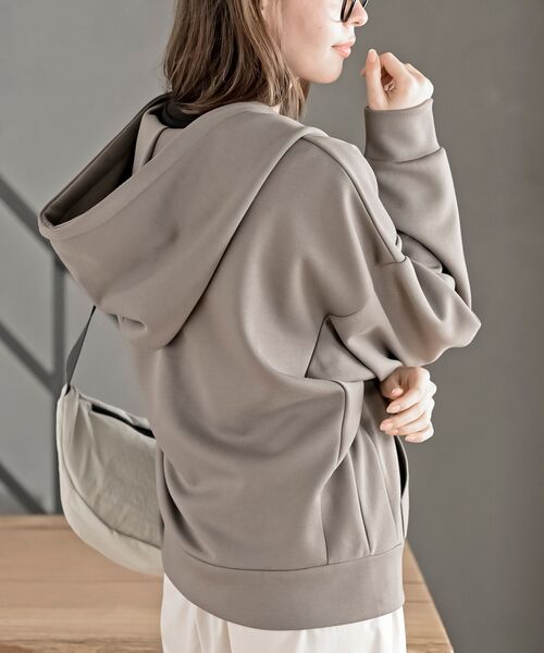 rps（アールピーエス）の「ダンボールドルマンジップパーカー（パーカー・レディース・アイボリー/チャコールグレー/モカ・フリー）」の6枚目の写真