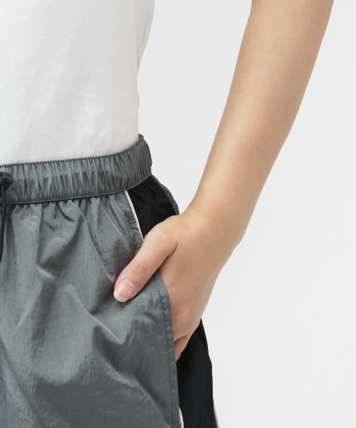 ROXY（ロキシー）の「ロキシー ROXY NAIL IT PARACHUTE PANTS（その他パンツ・レディース・グレー/ブラック・M/L）」の6枚目の写真