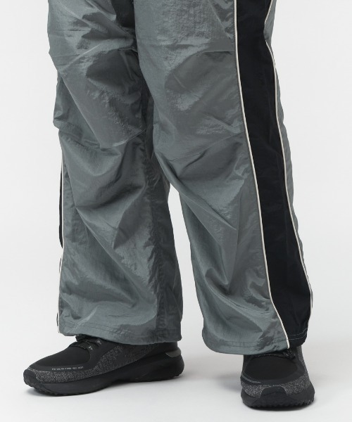 ROXY（ロキシー）の「ロキシー ROXY NAIL IT PARACHUTE PANTS（その他パンツ・レディース・グレー/ブラック・M/L）」の16枚目の写真