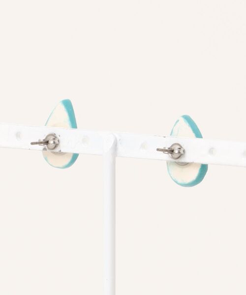 tone(トーン)の「irodori/jewel cut pierce (pairshapeターコイズ)(ピアス(両耳用)・レディース・ターコイズブルー・FREE)」の2枚目の写真