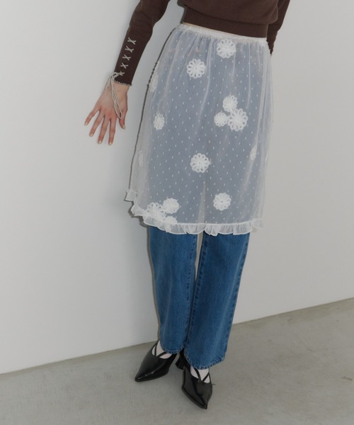idem（イデム）の「flower dot sheer skirt / フラワーモチーフシアースカート（スカート・レディース・ブラック/ホワイト・FREE）」の13枚目の写真