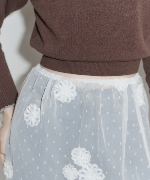 idem（イデム）の「flower dot sheer skirt / フラワーモチーフシアースカート（スカート・レディース・ブラック/ホワイト・FREE）」の20枚目の写真