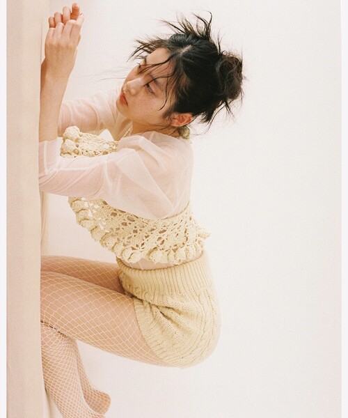 BEAMS COUTURE(ビームスクチュール)の「シアー ボディスーツ レイヤード 重ね着 透け感 オケージョン パーティー ドレスアップ カジュアル(Tシャツ/カットソー・レディース・オフホワイト/ブラック・ONE SIZE)」の10枚目の写真
