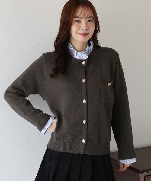 BLUEEAST（ブルーイースト）の「《新色追加／6色展開》フリルシャツドッキングカーディガン（ニット/セーター・レディース・グレー/ネイビー/ブラウン/チャコールグレー/ベージュ/ピンク・MEDIUM）」の4枚目の写真