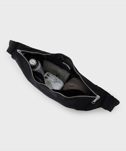 tk.TAKEO KIKUCHI（ティーケータケオキクチ）の「ドロストショルダーバッグ（ショルダーバッグ・メンズ・ライトグレー/ブラック/ブラック系/ブラック系1/ネイビー系1・00）」の9枚目の写真